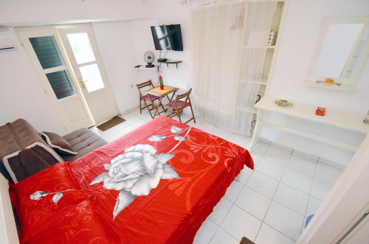 Leut Stone Residence Tivat Bagian luar foto