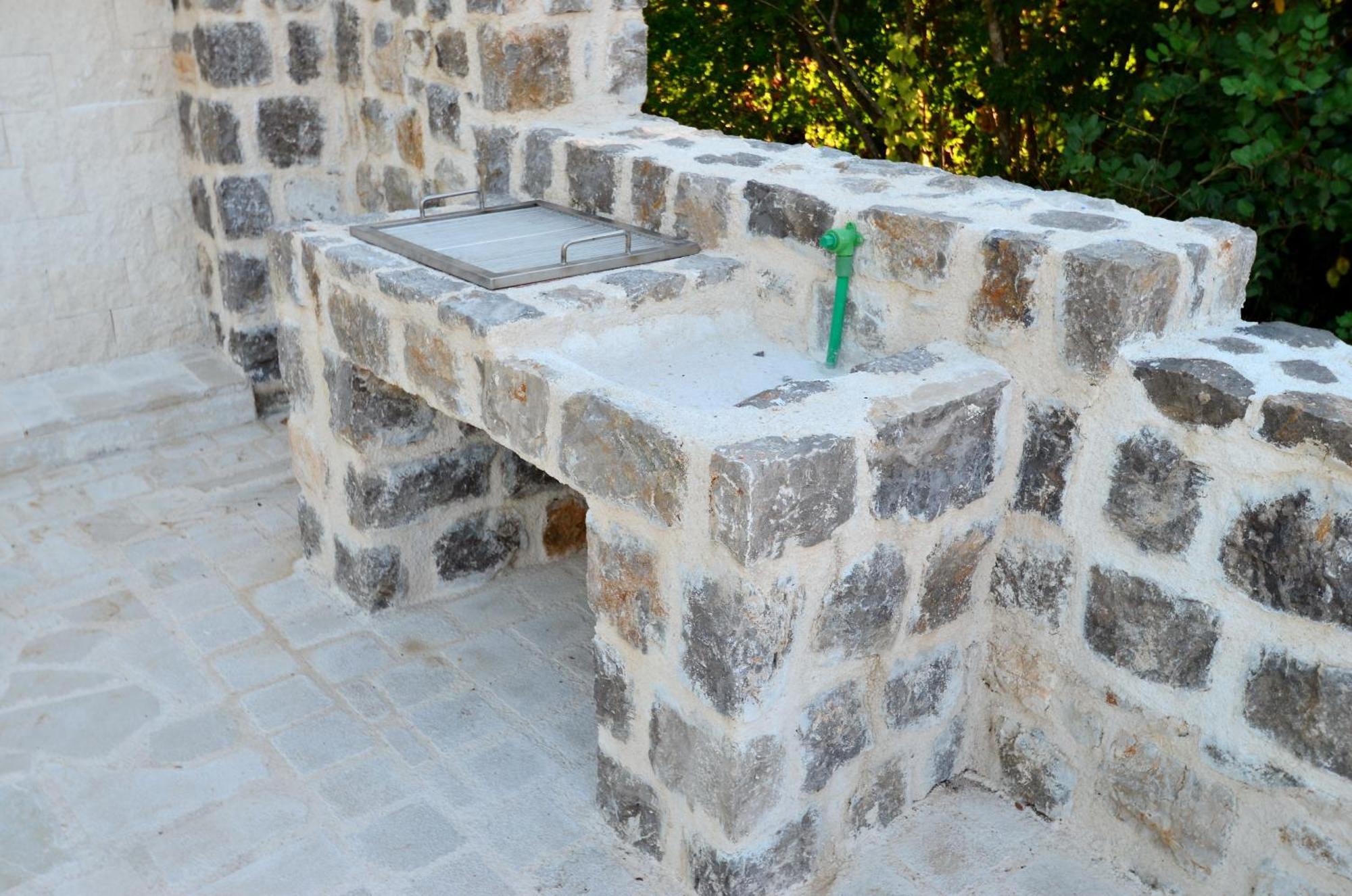 Leut Stone Residence Tivat Ruang foto