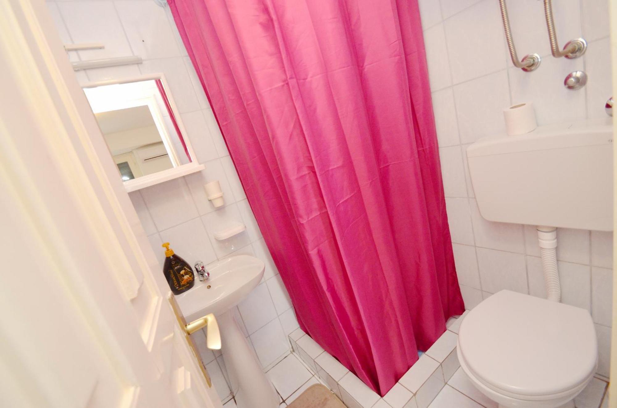 Leut Stone Residence Tivat Ruang foto